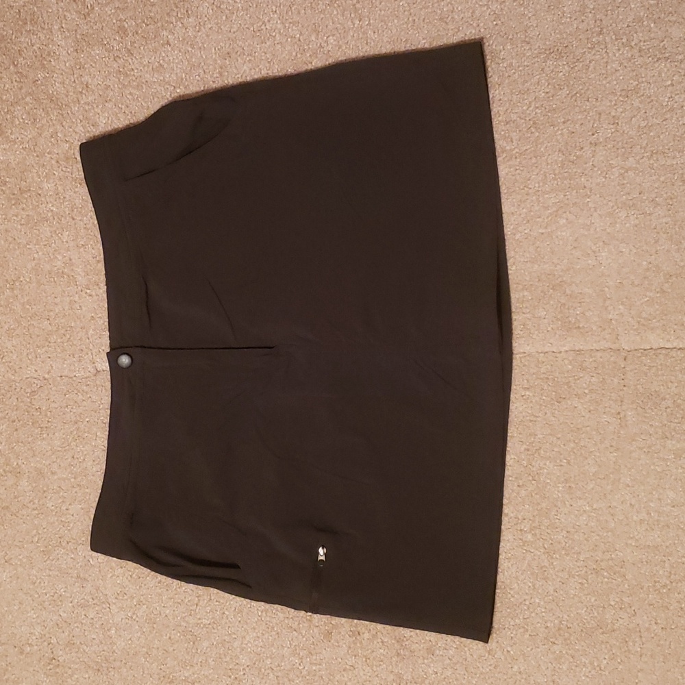 L.L Bean Women's Black Comfort Trail Skirt